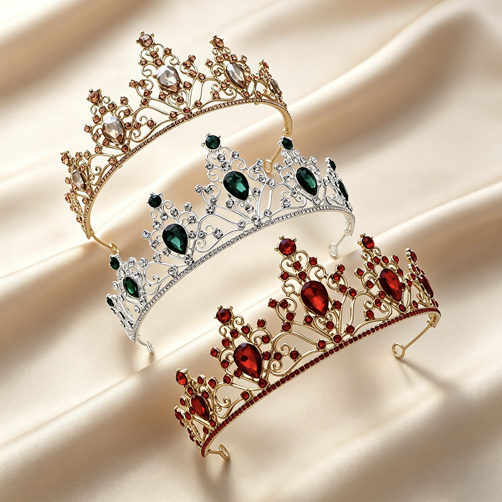 Baroque Bridal Tiara Sparkling - огляд і ціна Event & Party Supply Photos